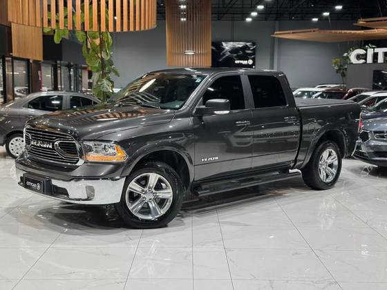RAM CLASSIC 5.7 V8 GASOLINA LARAMIE CD 4X4 AUTOMÁTICO RAM CLASSIC 5.7 V8 GASOLINA LARAMIE CD 4X4 AUTOMÁTICO